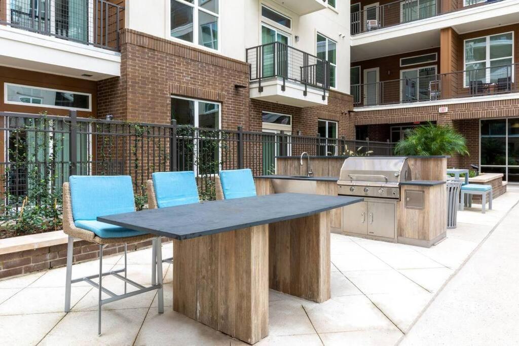 Luxury Apartment With King Bed And Pool And Free Parking 4 هيوستن المظهر الخارجي الصورة